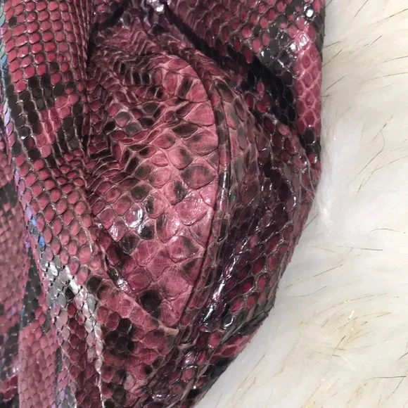 Vintage Authentic 💯% Gucci Purple Python Hysteria Hobo - Picture 7 of 8